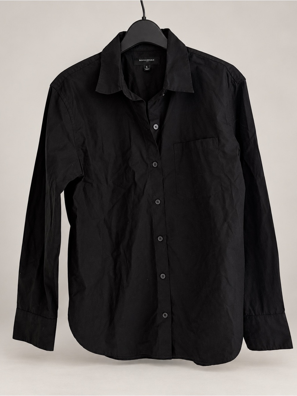 Banana Republic Men's Black Button-Down Shirt